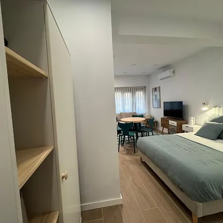 Marcela By Gaiarooms León